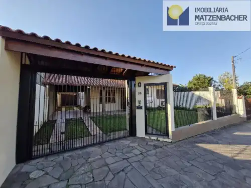 Casa / Sobrado à venda em Centenário, Sapiranga